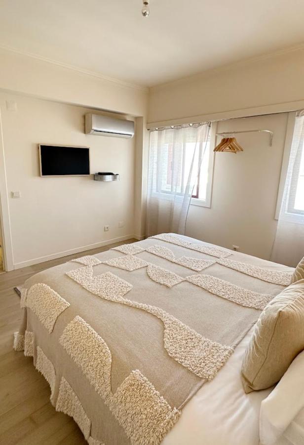 코스타 다 카파리카 Groovy Caparica Gem With Large Sunny Terrace 아파트 외부 사진